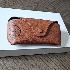 Ray ban brown sunglasses case